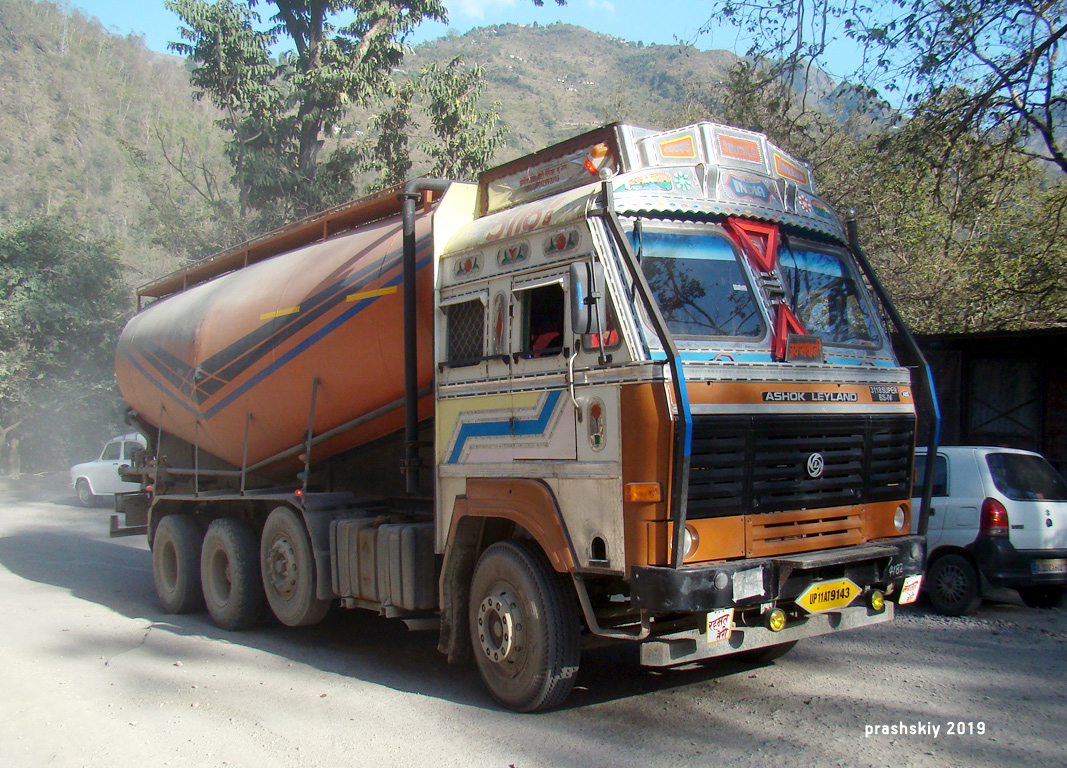 Индия, № UP-11 AT-9143 — Ashok Leyland (общая модель)