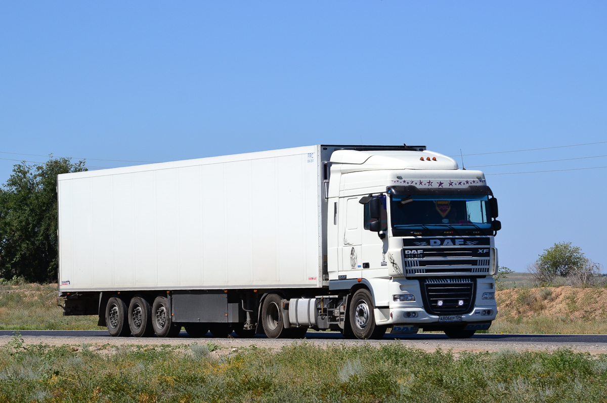 Волгоградская область, № А 806 ЕР 134 — DAF XF105 FT