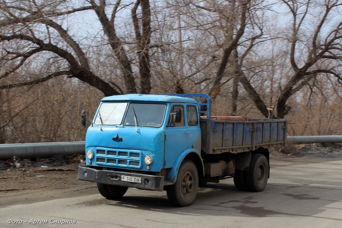 Восточно-Казахстанская область, № F 345 DA — МАЗ-500А