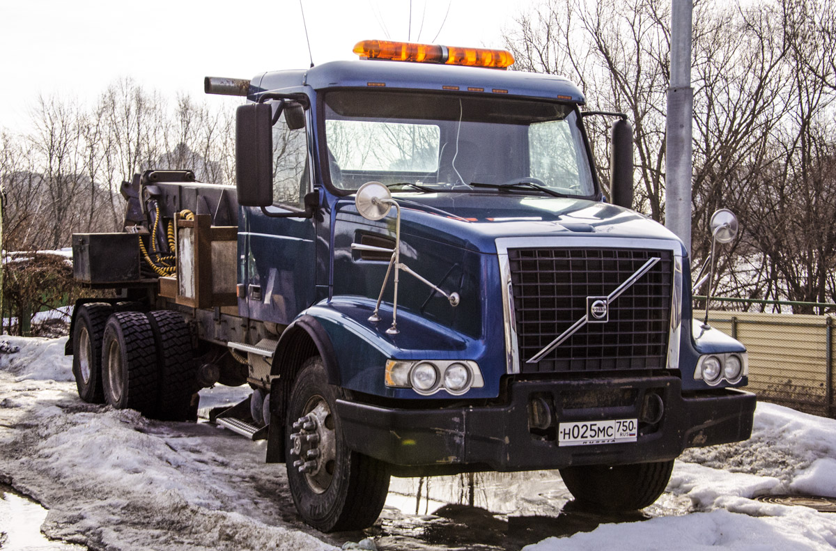 Московская область, № Н 025 МС 750 — Volvo (общая модель)