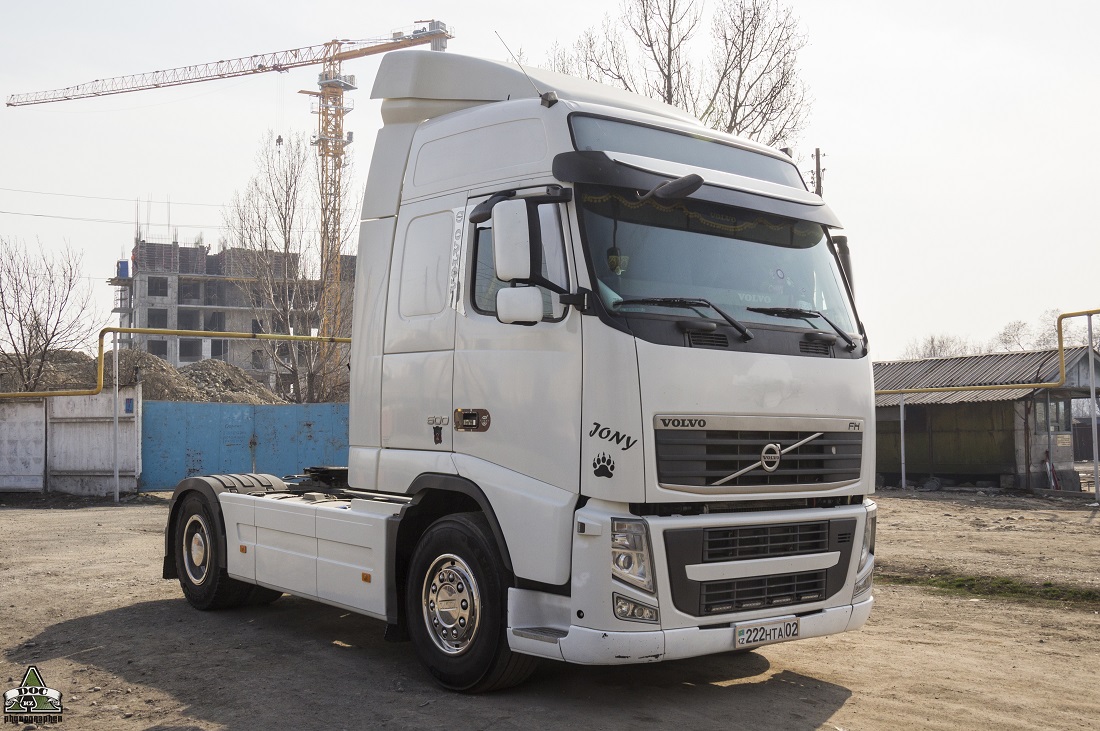 Алматы, № 222 HTA 02 — Volvo ('2008) FH.500