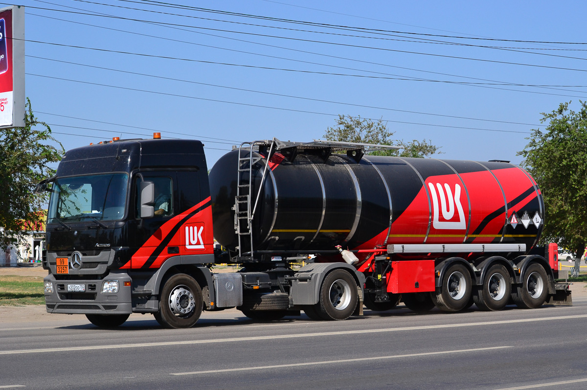 Волгоградская область, № У 202 ОО 750 — Mercedes-Benz Actros ('2009) 1844