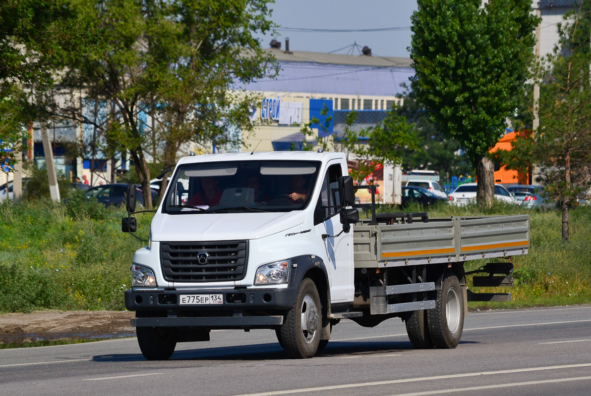 Волгоградская область, № Е 775 ЕР 134 — ГАЗ-C41R13