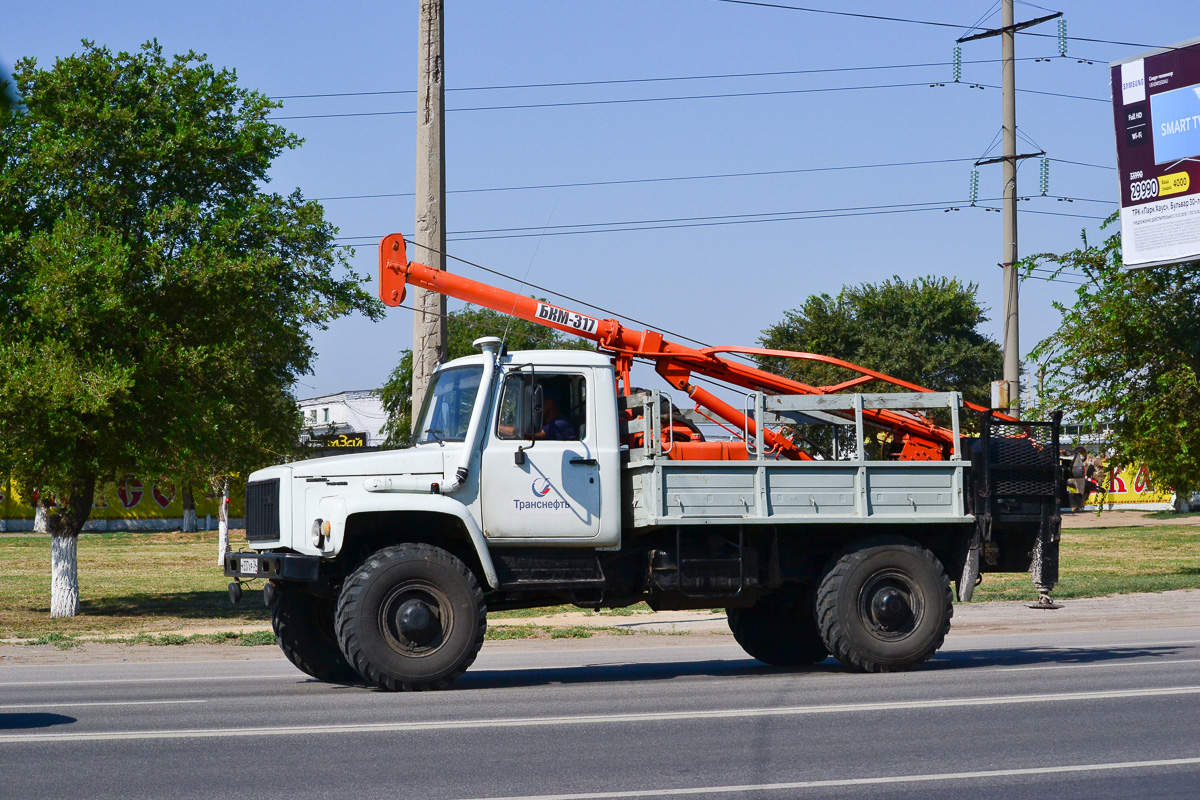 Волгоградская область, № М 337 ХР 34 — ГАЗ-3308 (общая модель)