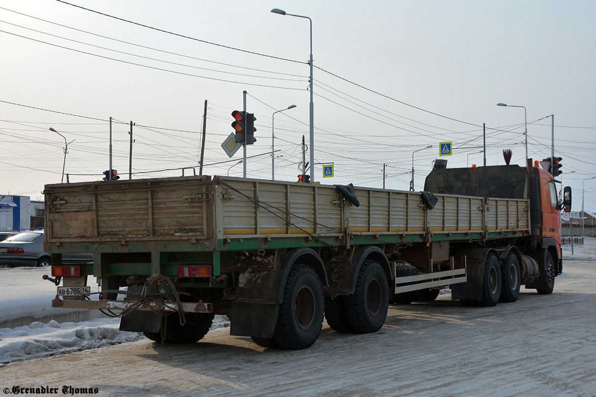 Саха (Якутия), № Х 374 КУ 14 — Volvo ('1993) FH12.420