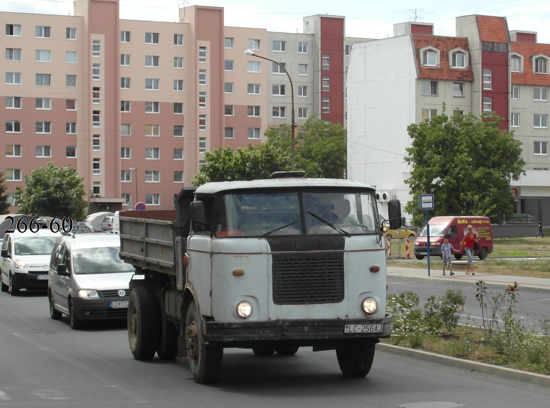 Словакия, № LC-256AJ — Škoda 706 MTS 24R