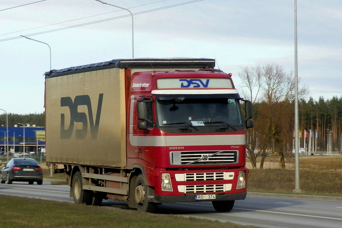 Латвия, № RO-374 — Volvo ('2002) FH12.420