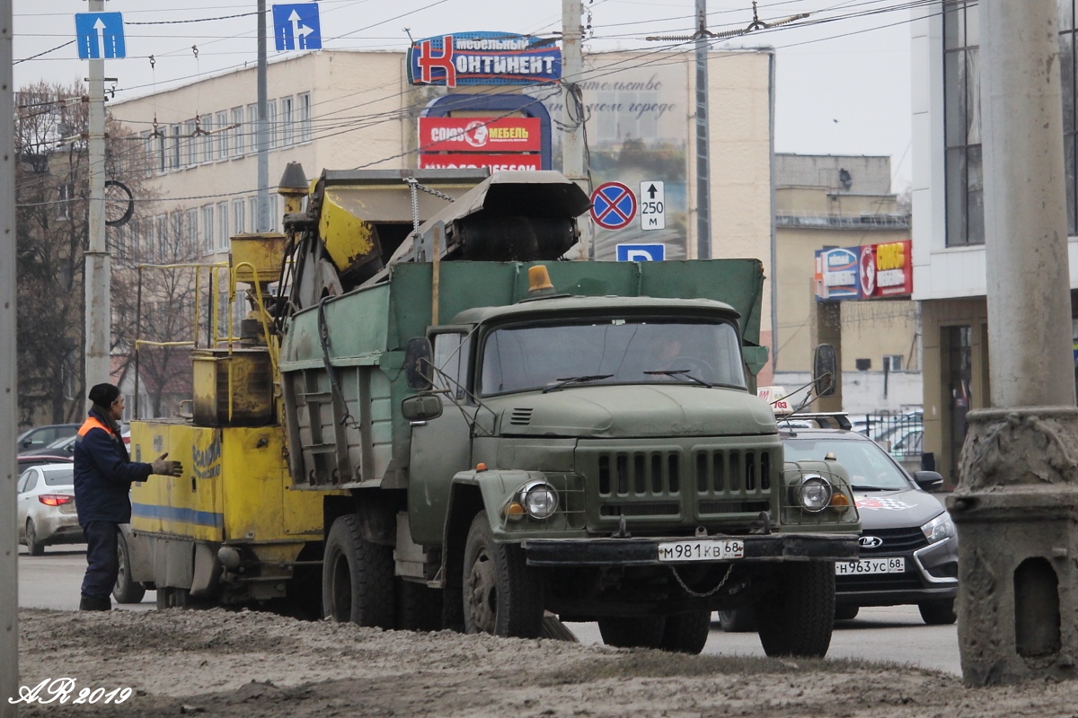 Тамбовская область, № М 981 КВ 68 — ЗИЛ-495810