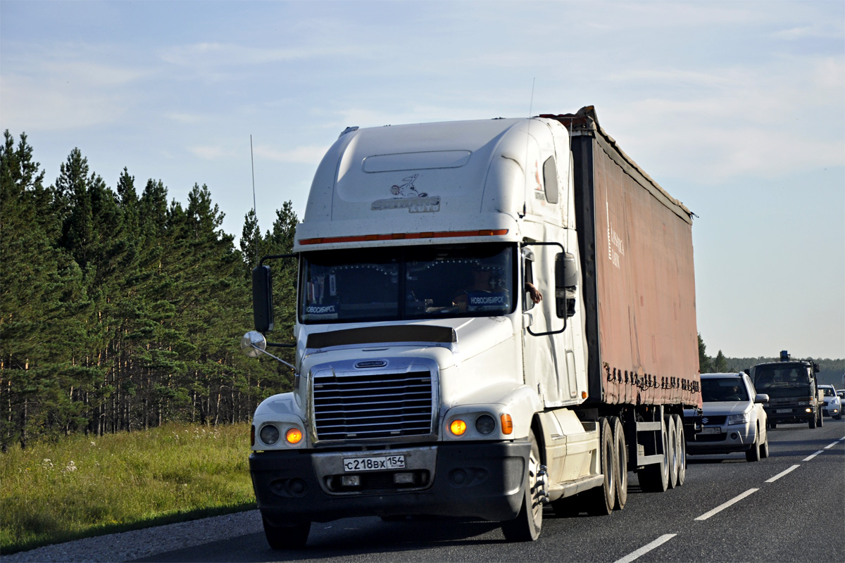 Новосибирская область, № С 218 ВХ 154 — Freightliner Century Class