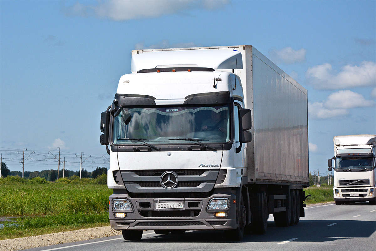 Марий Эл, № С 220 ВЕ 12 — Mercedes-Benz Actros ('2009) 1841