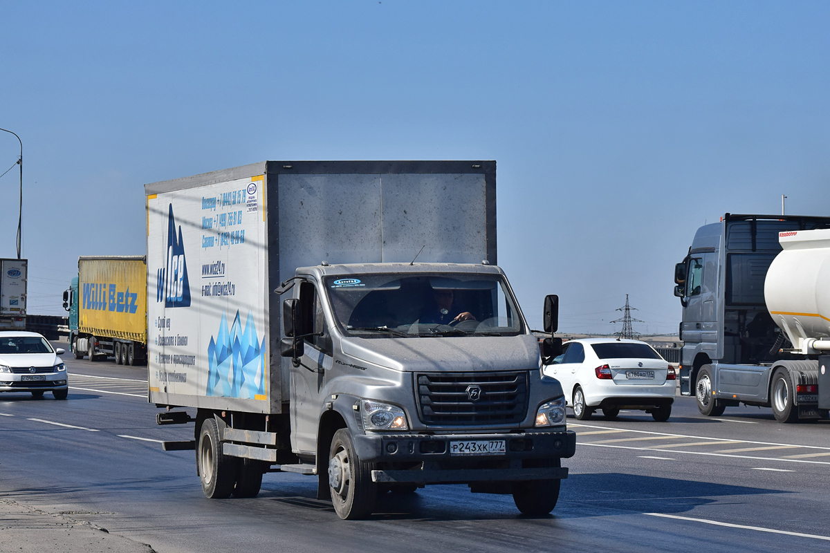 Волгоградская область, № Р 243 ХК 777 — ГАЗ-C41R33