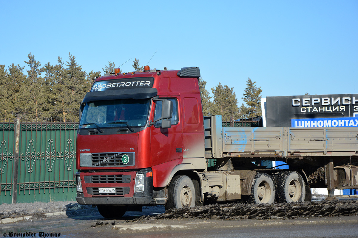 Саха (Якутия), № У 184 ЕО 14 — Volvo ('2002) FH12.440