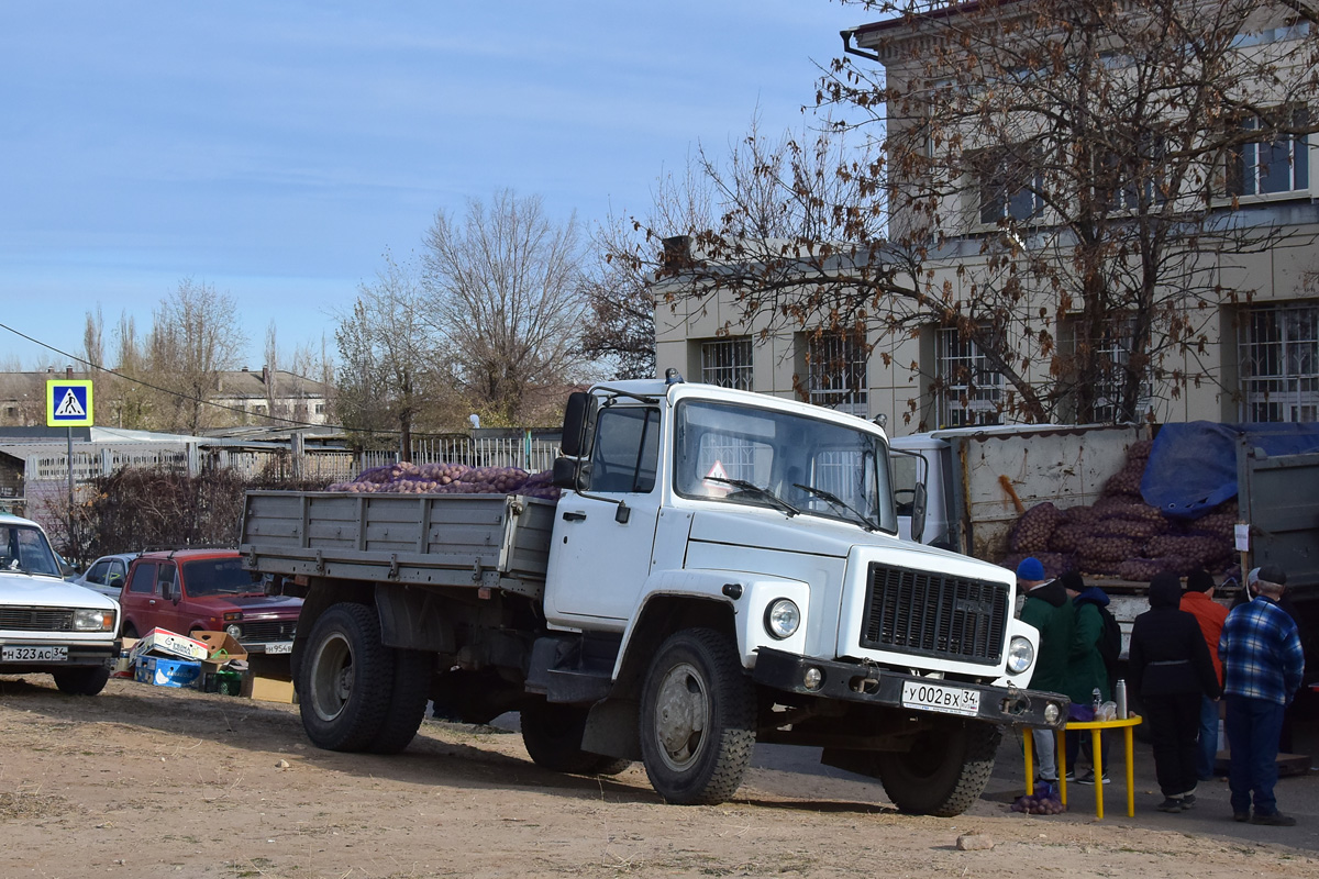 Волгоградская область, № У 002 ВХ 34 — ГАЗ-3307