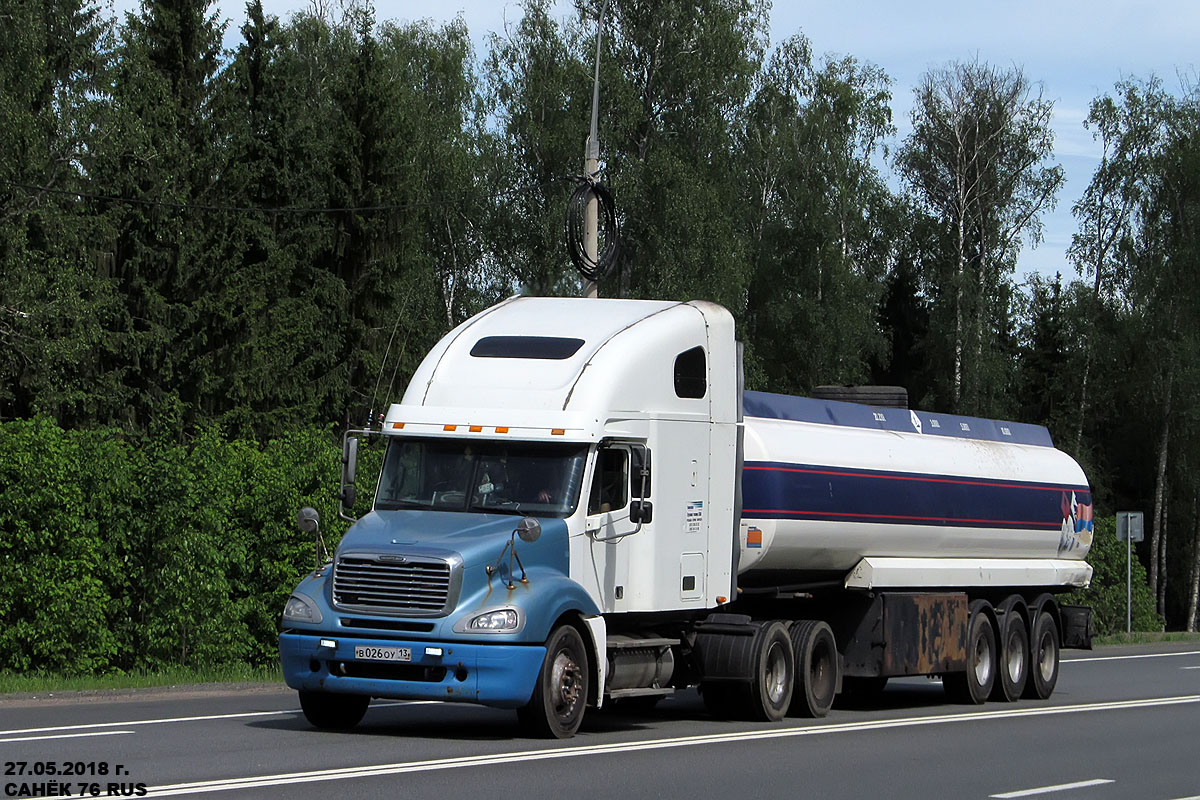 Мордовия, № В 026 ОУ 13 — Freightliner Columbia