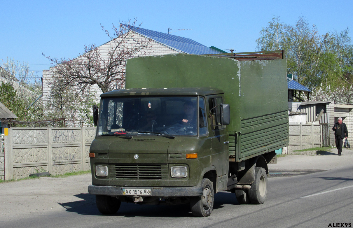 Харьковская область, № АХ 1516 АК — Mercedes-Benz T2 ('1967)