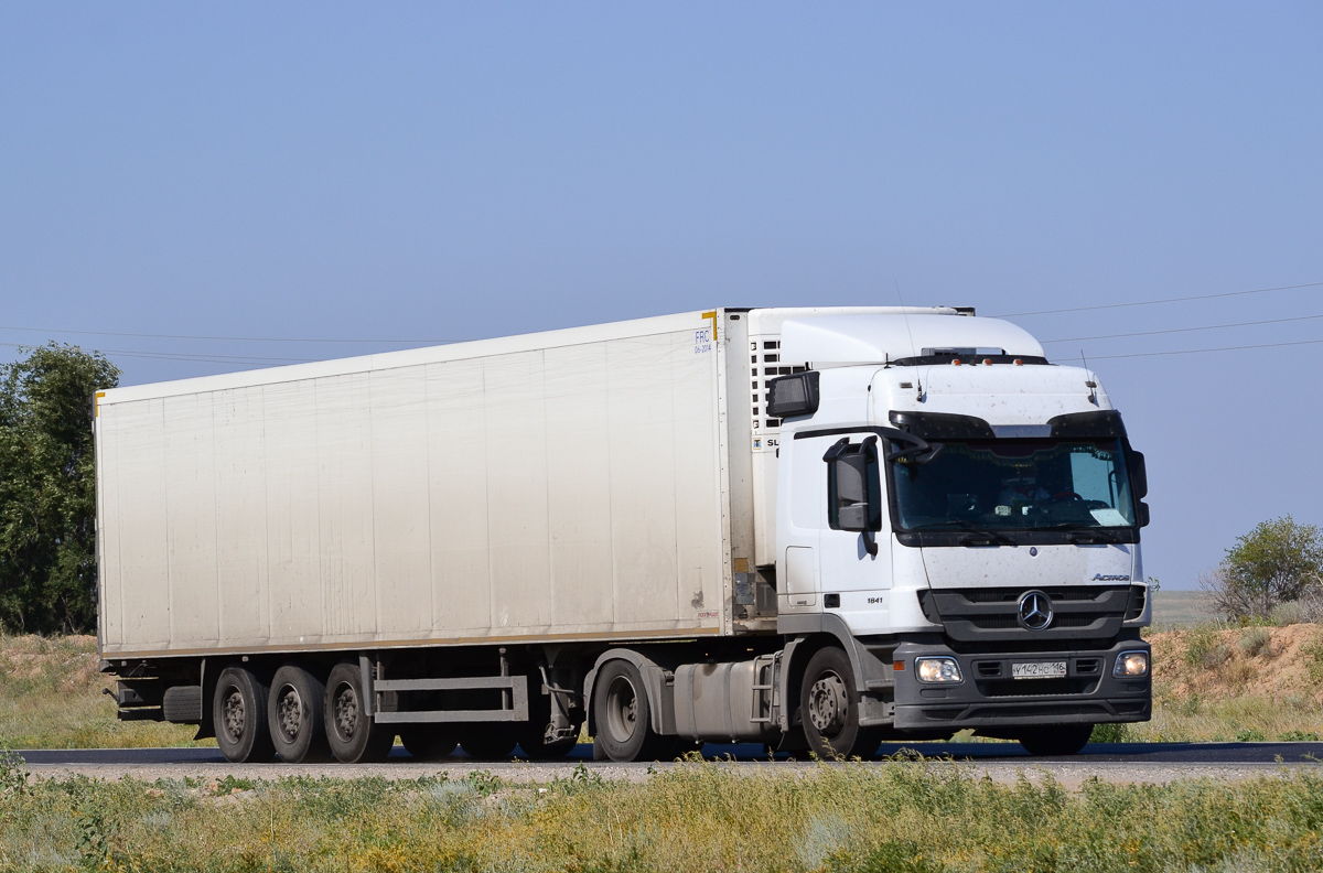 Татарстан, № У 142 НС 116 — Mercedes-Benz Actros ('2009) 1841