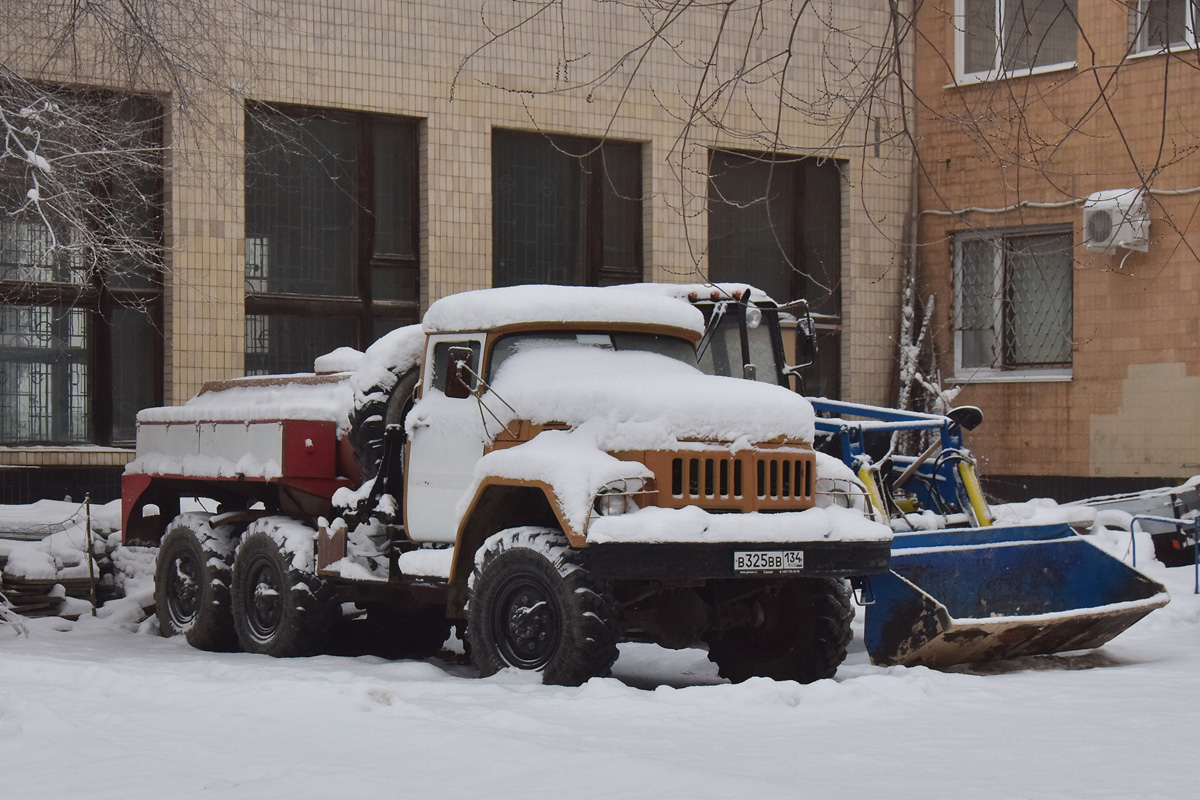 Волгоградская область, № В 325 ВВ 134 — ЗИЛ-131