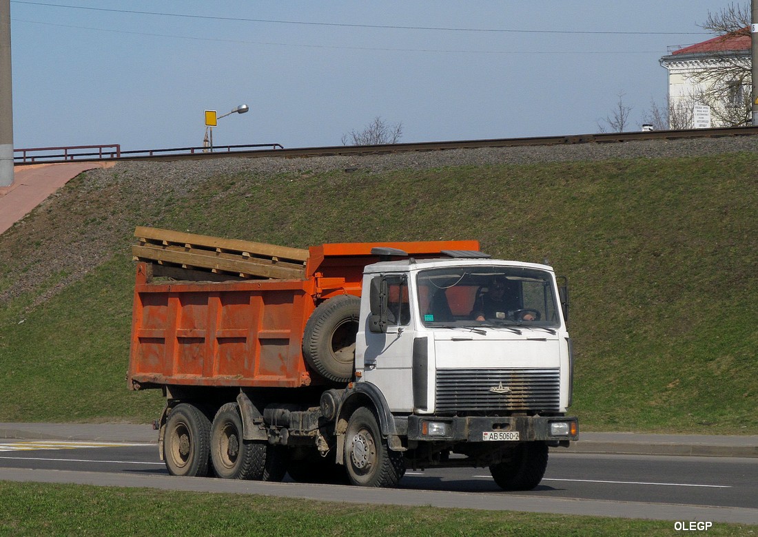 Витебская область, № АВ 5060-2 — МАЗ-5516 (общая модель)