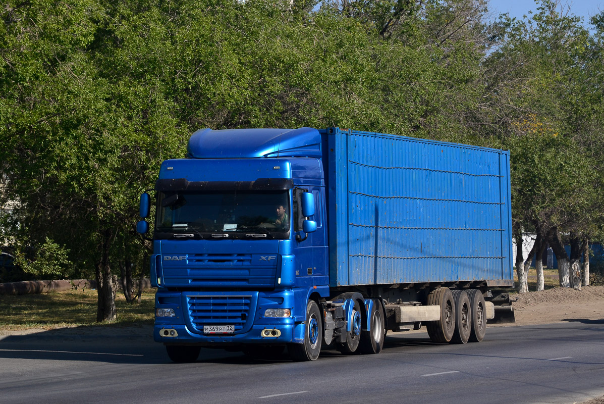 Брянская область, № М 369 РТ 32 — DAF XF105 FTG