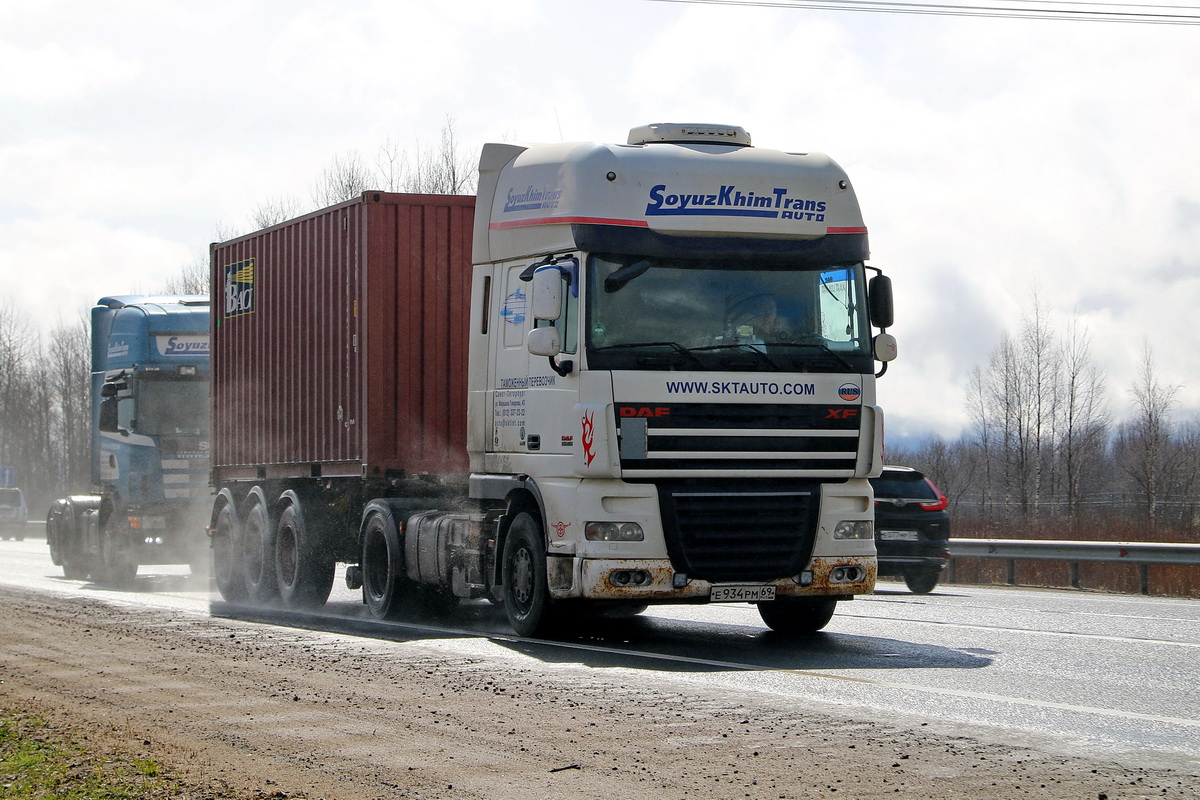 Тверская область, № Е 934 РМ 69 — DAF XF105 FT