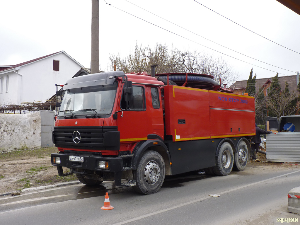 Севастополь, № А 844 ТМ 92 — Mercedes-Benz SK (общ. мод.)