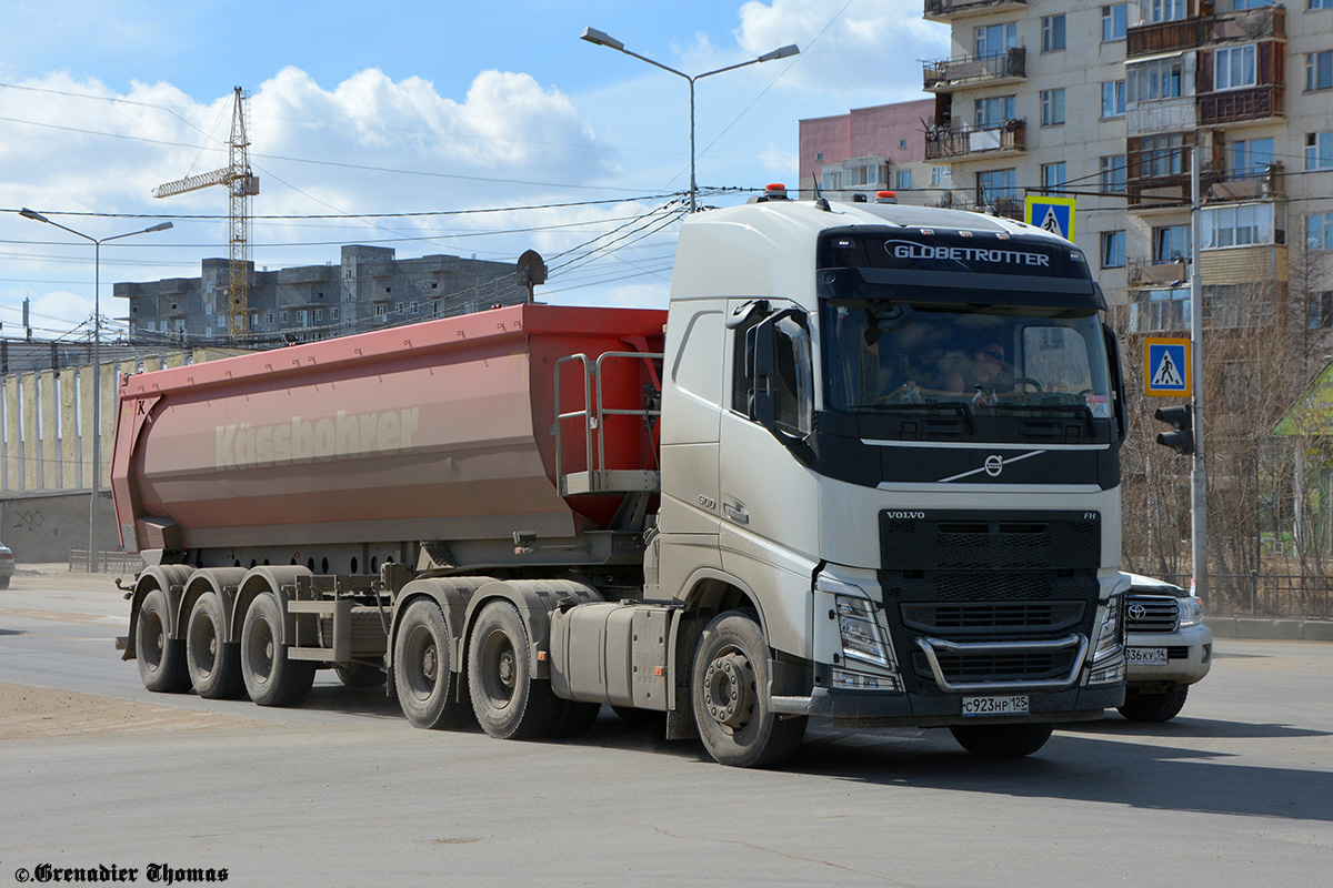 Саха (Якутия), № С 923 НР 125 — Volvo ('2012) FH.500