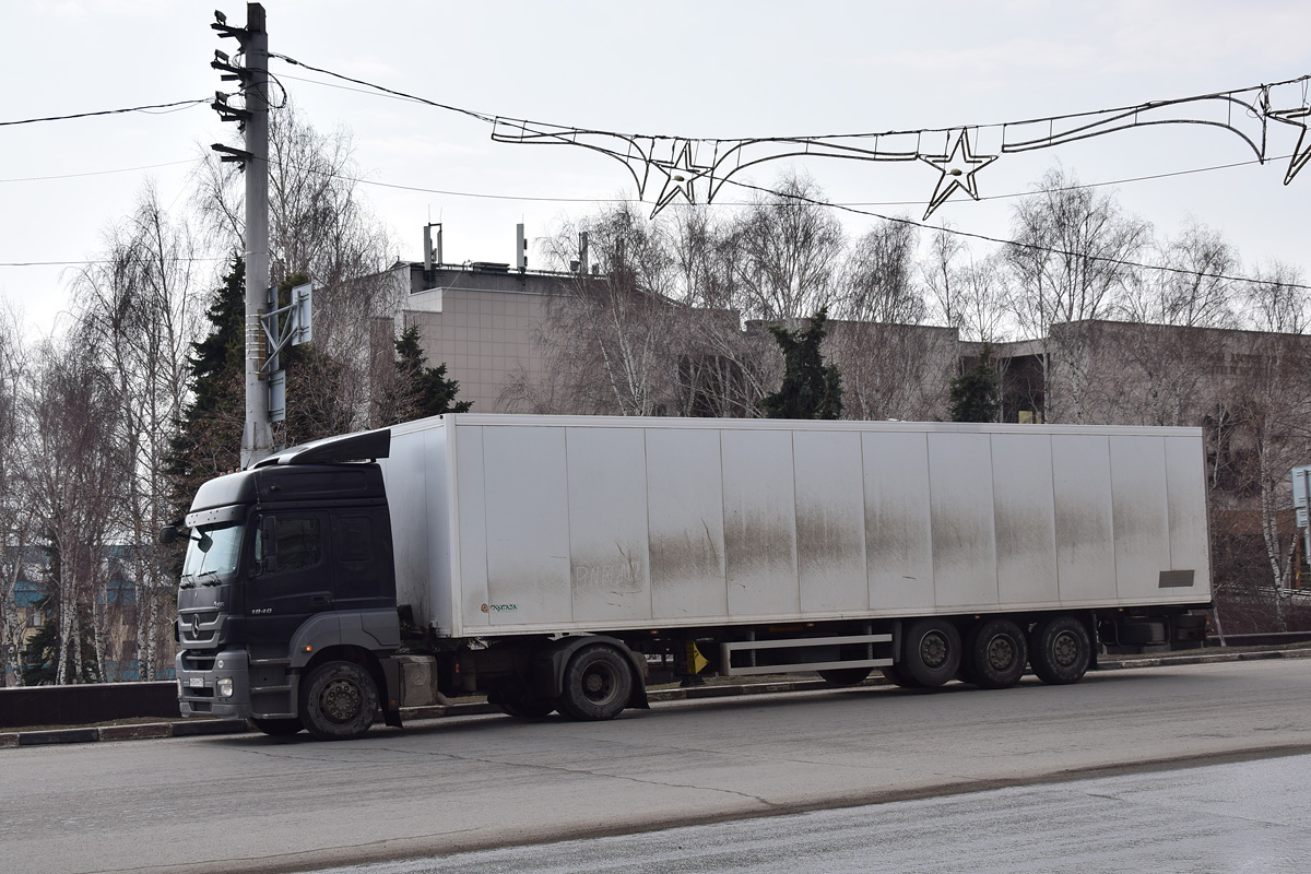 Татарстан, № Н 004 РМ 116 — Mercedes-Benz Axor 1840