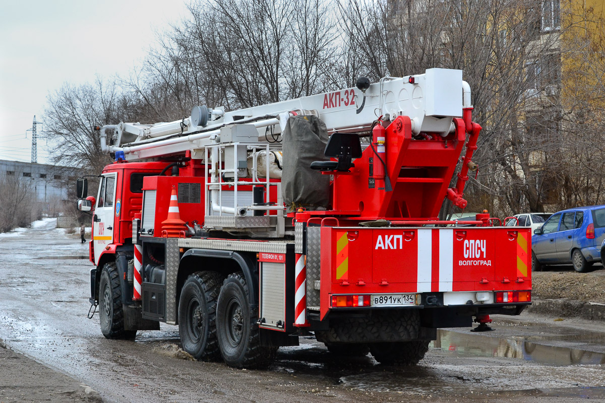 Волгоградская область, № В 891 УК 134 — КамАЗ-43118-46