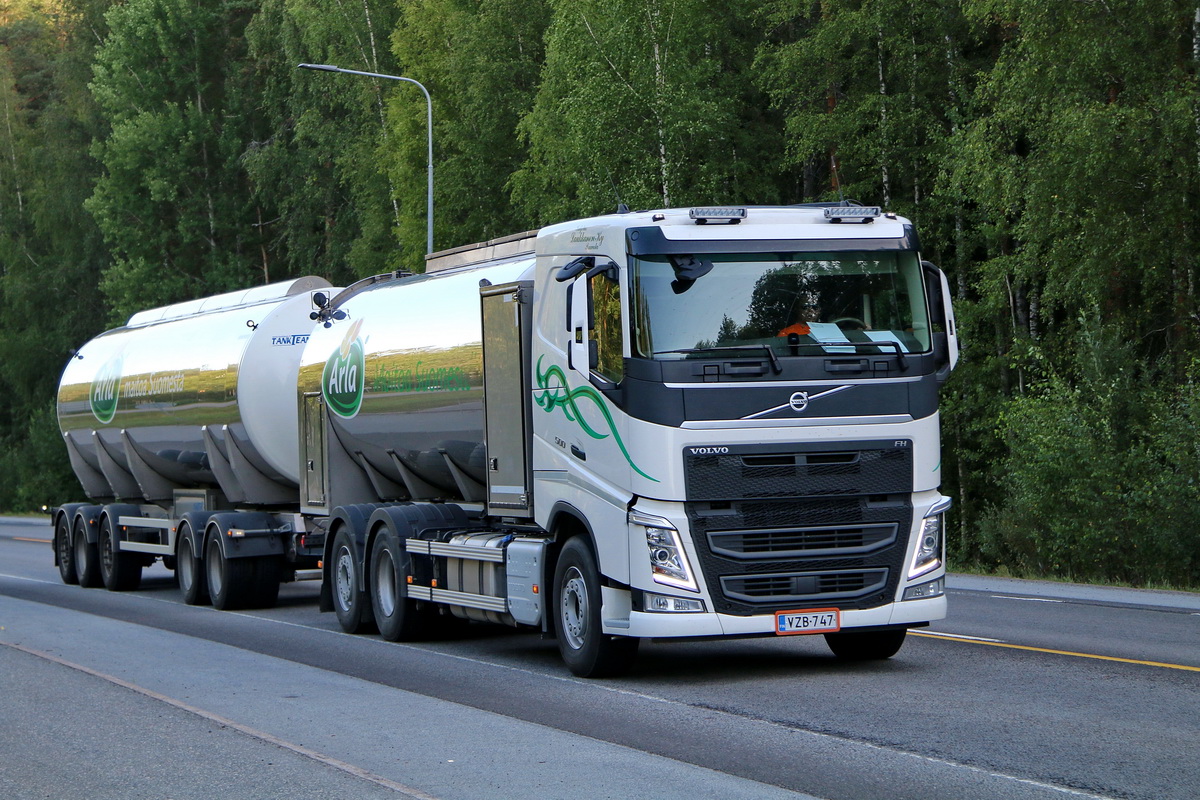 Финляндия, № VZB-747 — Volvo ('2012) FH.500