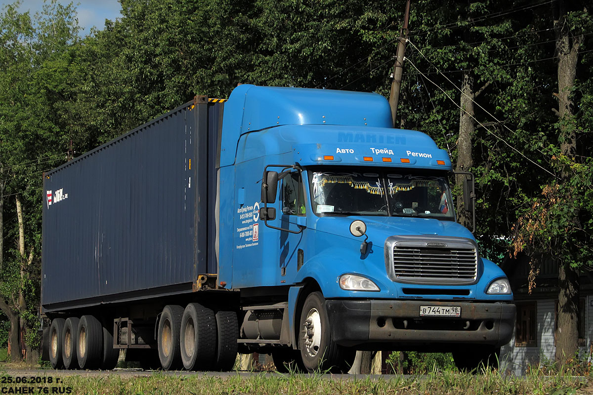 Санкт-Петербург, № В 744 ТМ 98 — Freightliner Columbia