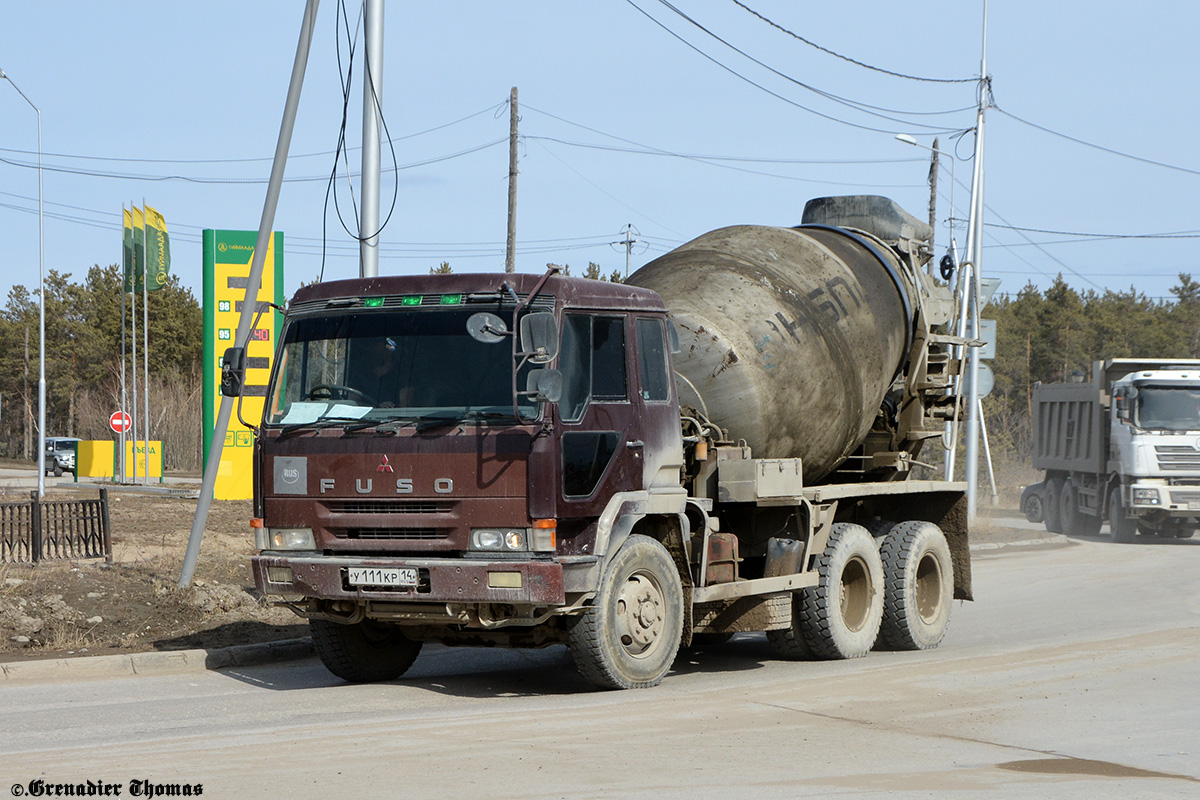 Саха (Якутия), № У 111 КР 14 — Mitsubishi Fuso The Great