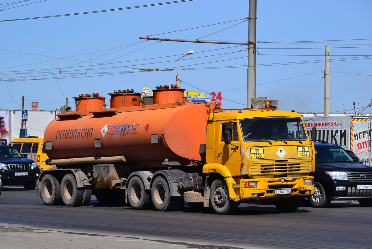 Волгоградская область, № А 676 КВ 134 — КамАЗ-65116 [651160]