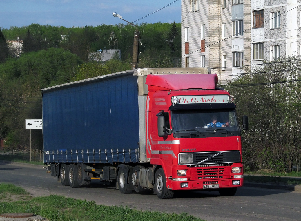 Калужская область, № Е 595 ЕЕ 40 — Volvo ('1993) FH-Series