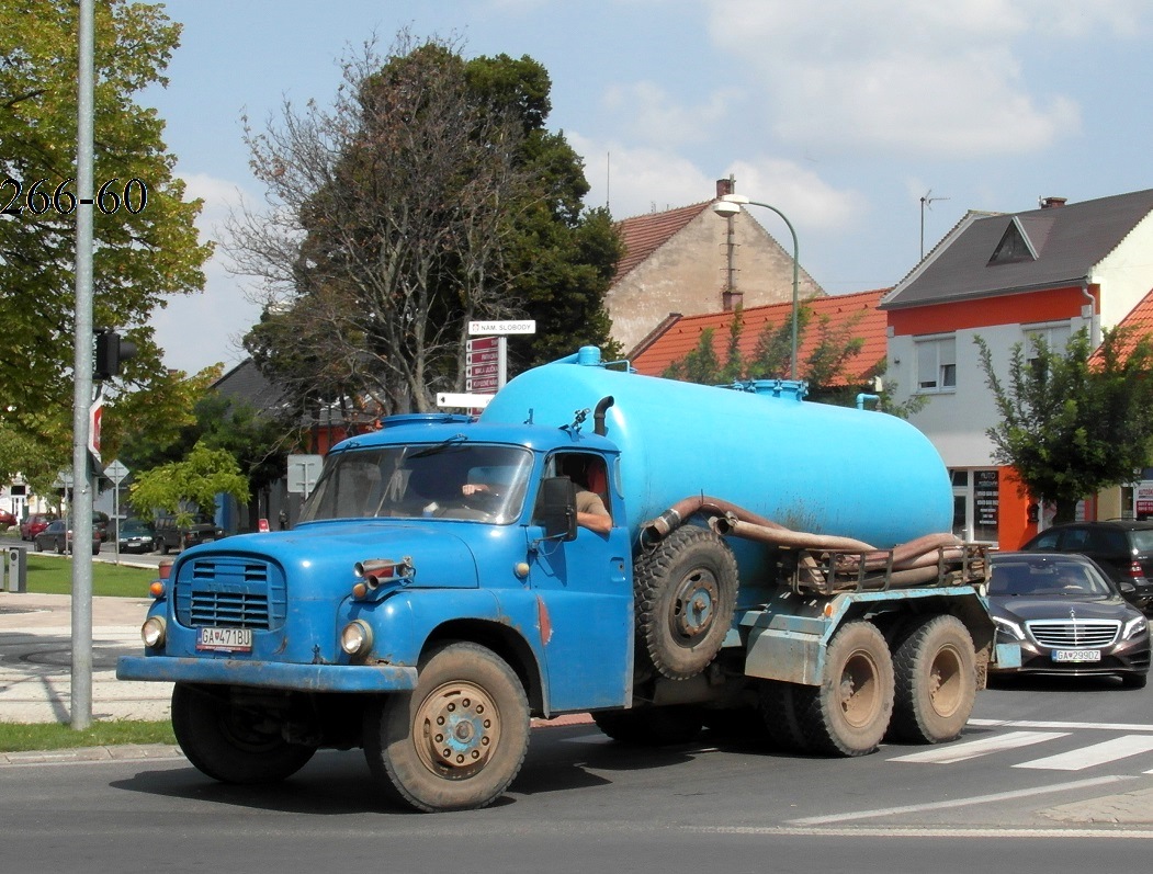 Словакия, № GA-471BU — Tatra 148