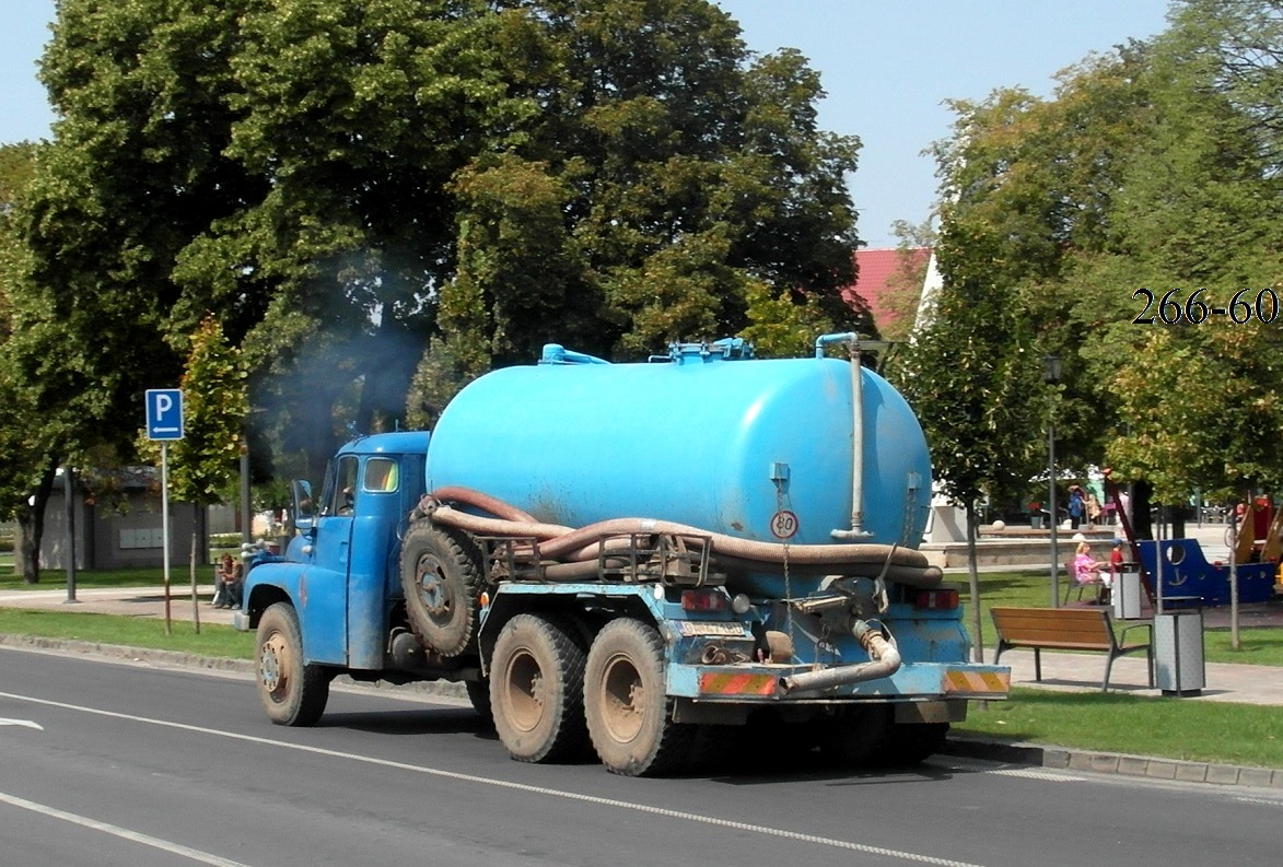 Словакия, № GA-471BU — Tatra 148