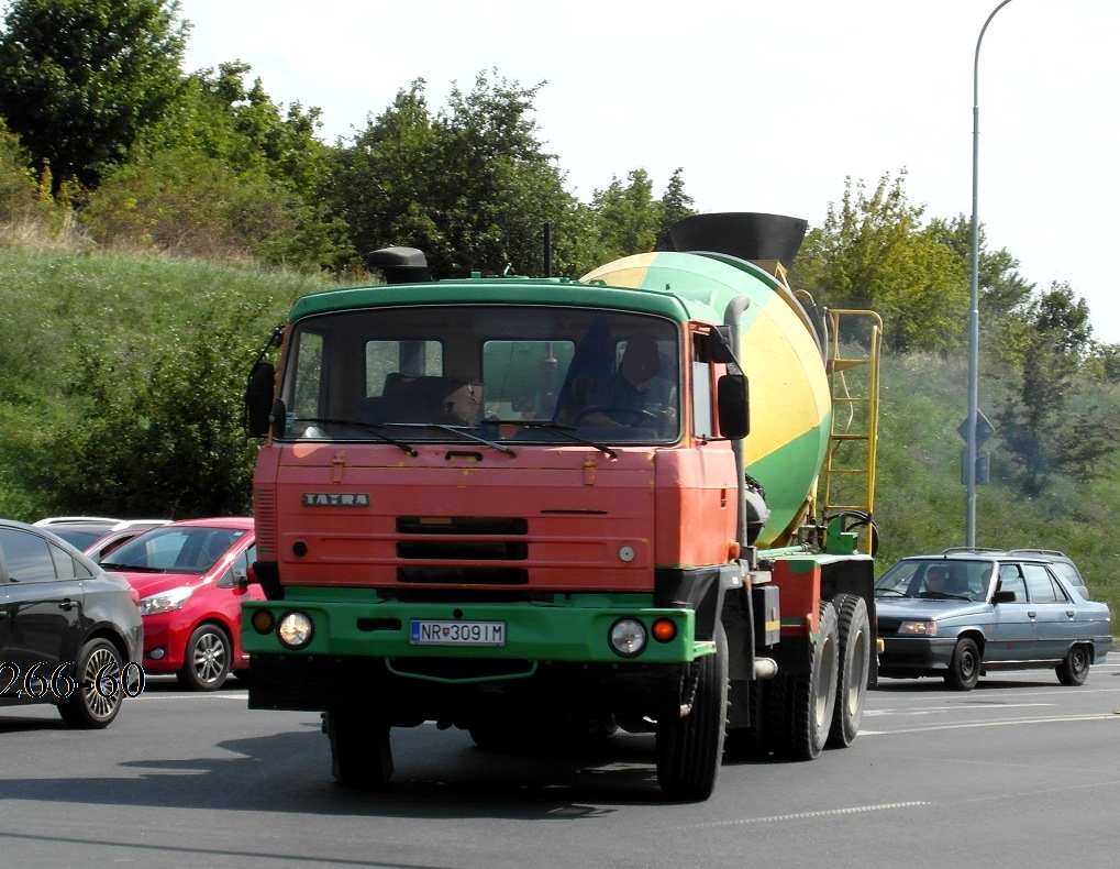 Словакия, № NR-309IM — Tatra 815 P14