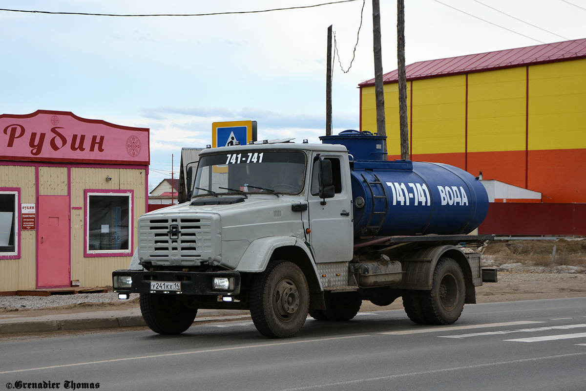 Саха (Якутия), № У 241 КХ 14 — ЗИЛ-494560