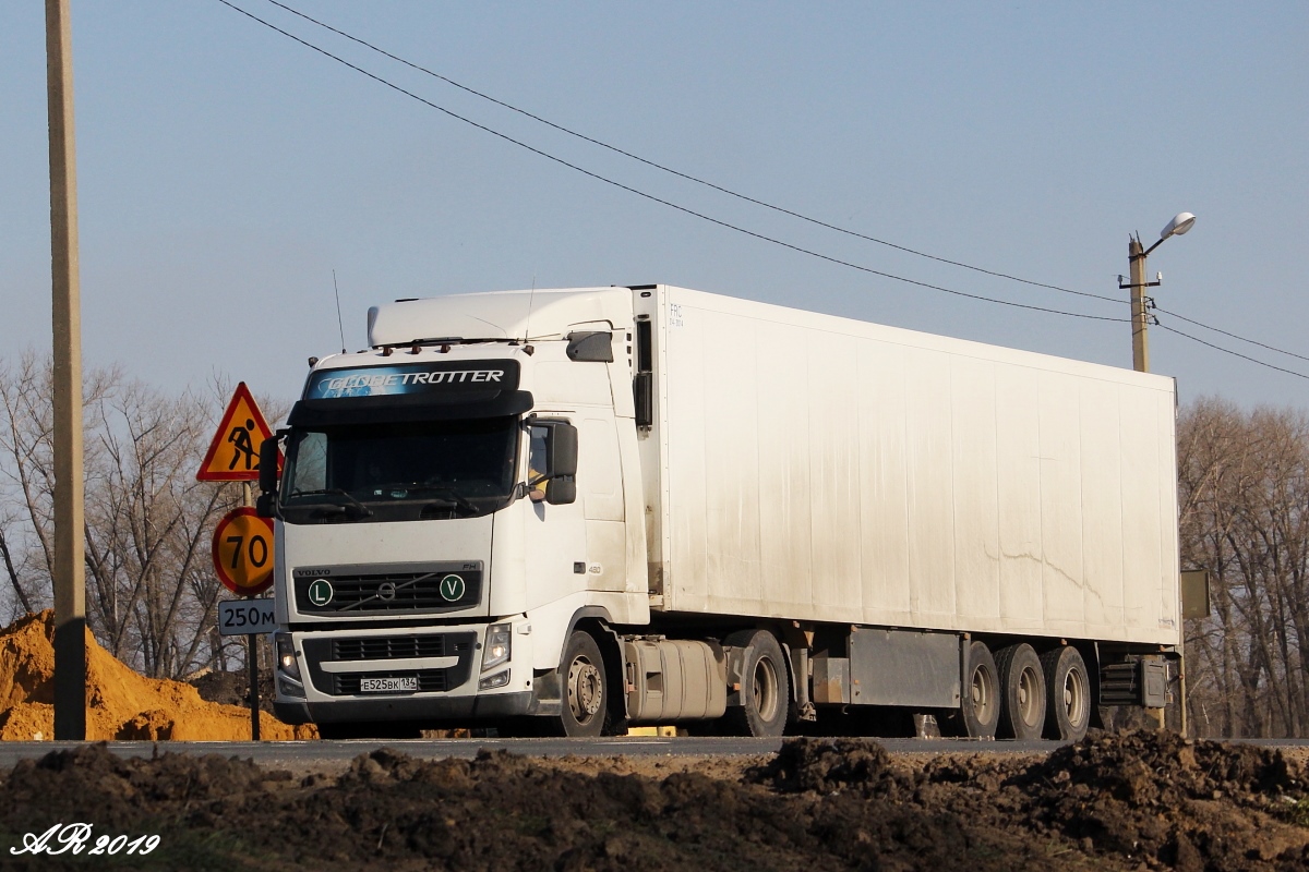 Волгоградская область, № Е 525 ВК 134 — Volvo ('2008) FH.420