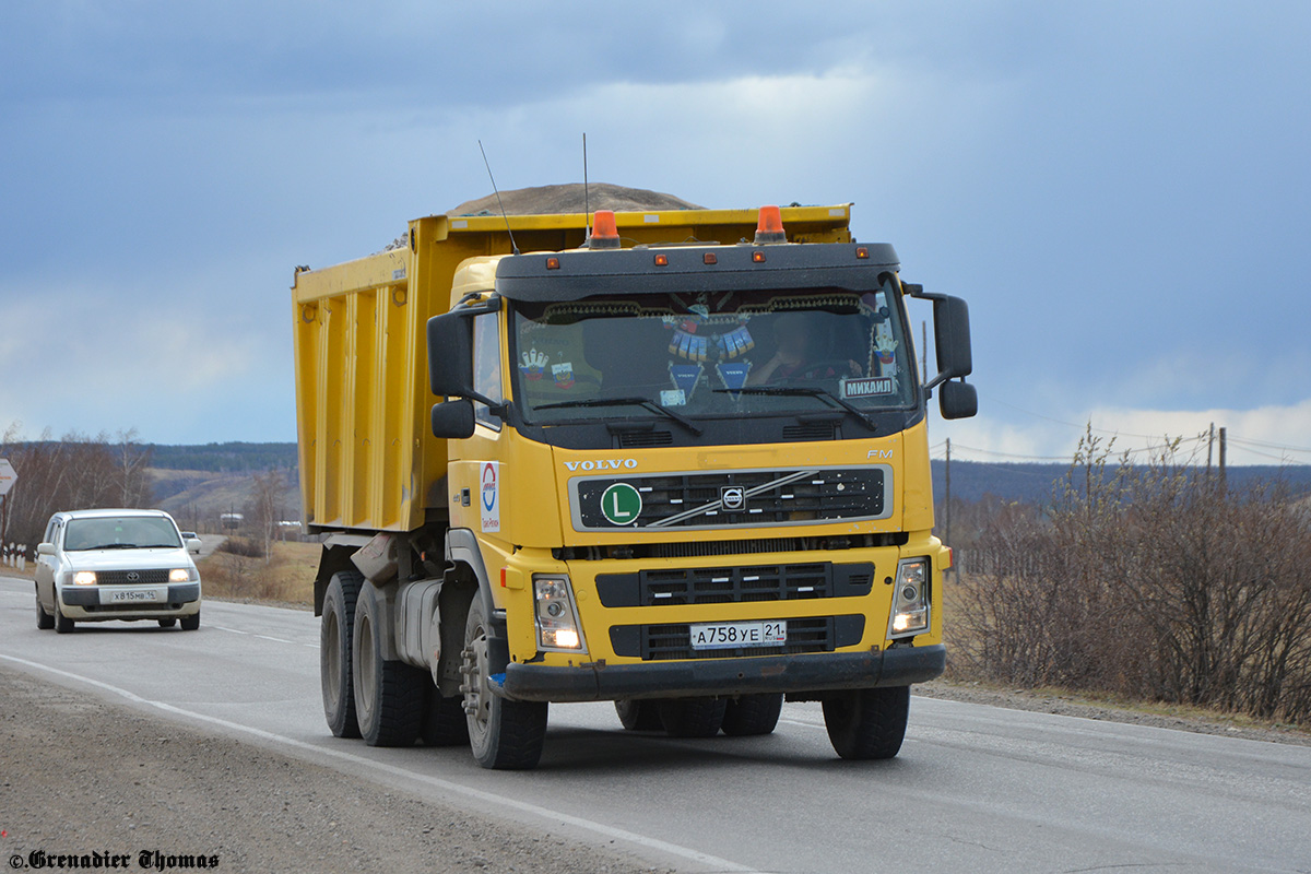 Чувашия, № А 758 УЕ 21 — Volvo ('2002) FM12.440