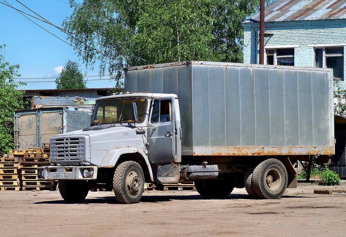 Брянская область, № В 880 ОК 32 — ЗИЛ-433112