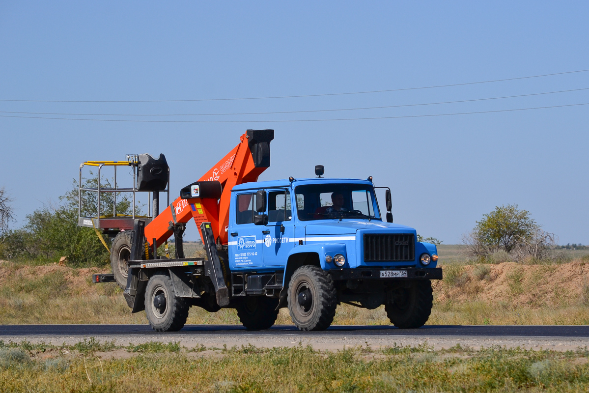 Саратовская область, № А 528 МР 164 — ГАЗ-33081 «Садко»