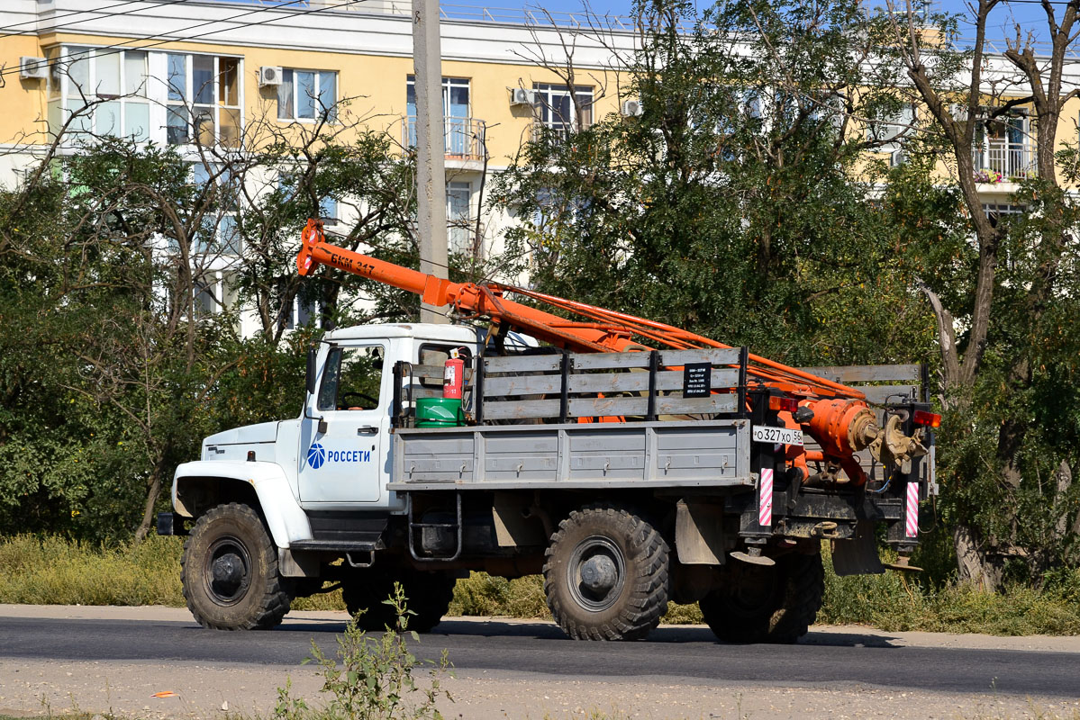 Оренбургская область, № О 327 ХО 56 — ГАЗ-33081 «Садко»