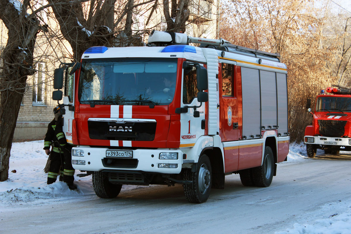 Челябинская область, № У 393 СО 174 — MAN TGM 13.290