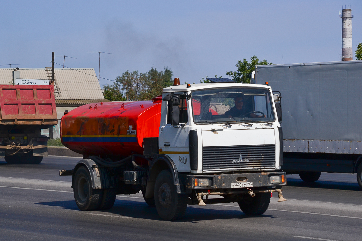 Волгоградская область, № К 948 ТУ 197 — МАЗ-5337A2