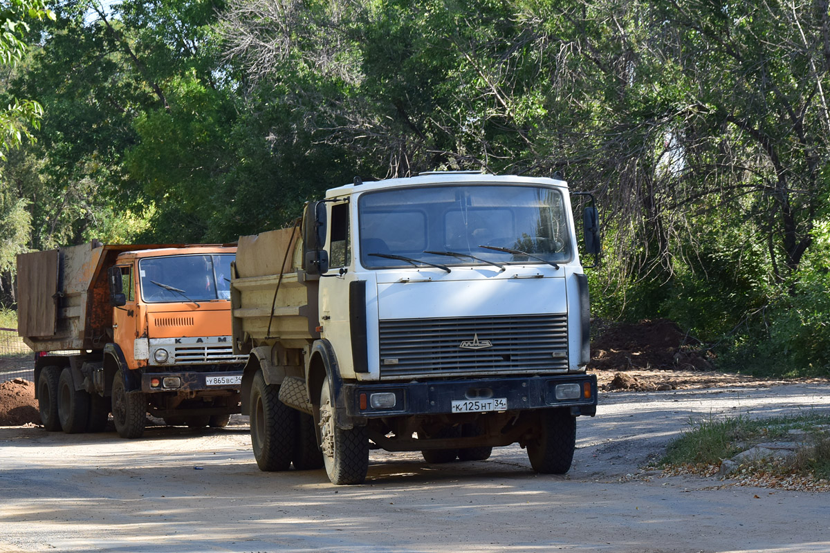 Волгоградская область, № К 125 НТ 34 — МАЗ-555102