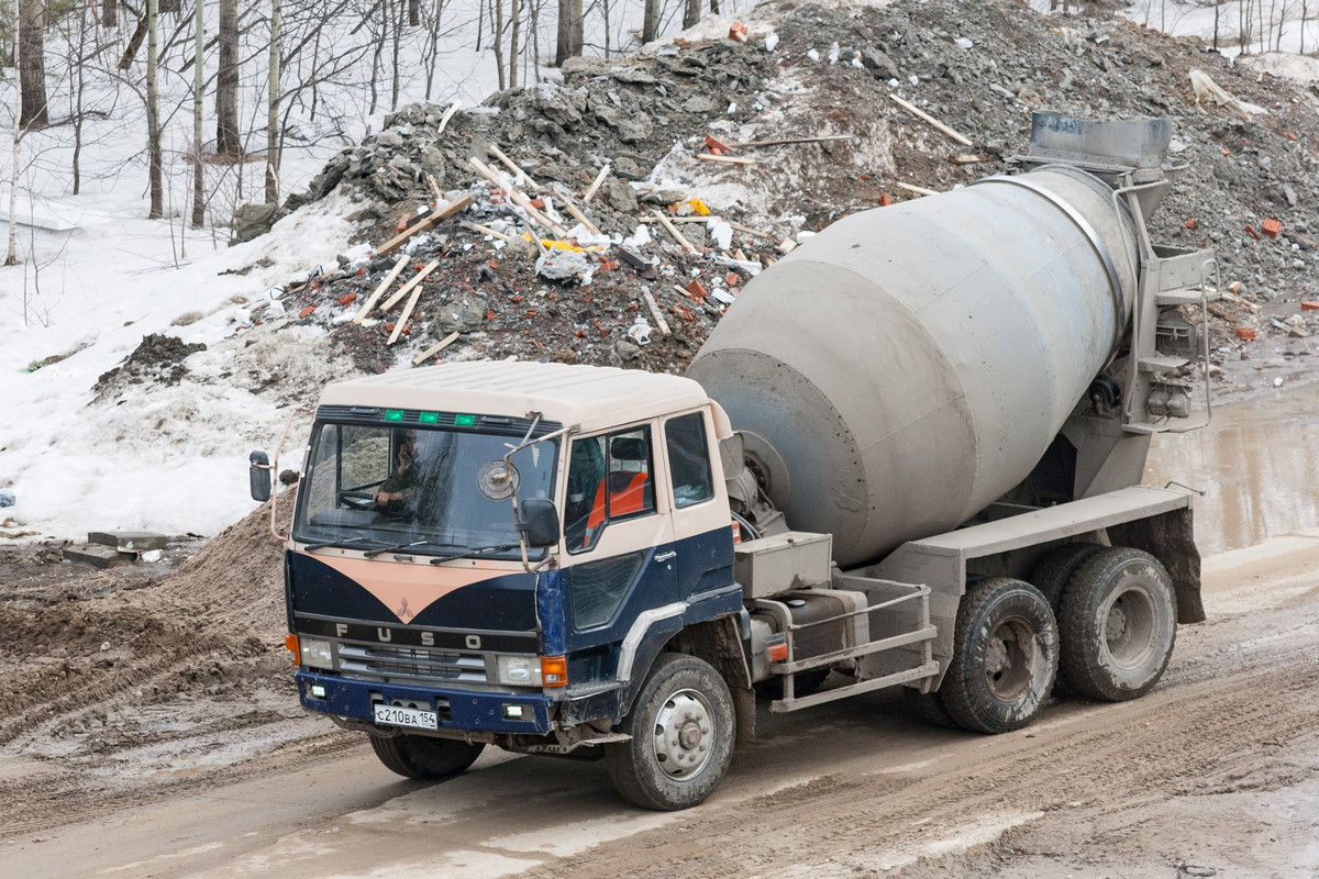 Новосибирская область, № С 210 ВА 154 — Mitsubishi Fuso (общая модель)