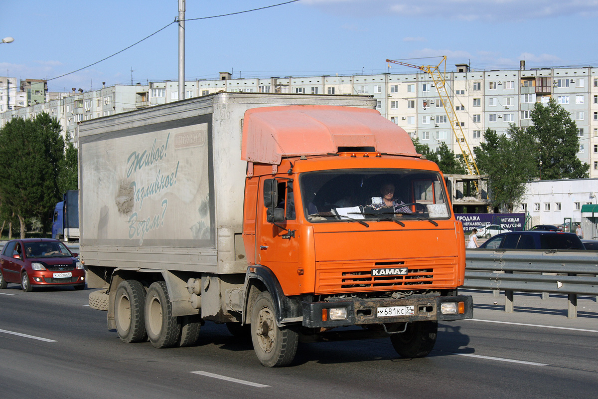 Волгоградская область, № М 681 КС 34 — КамАЗ-53212