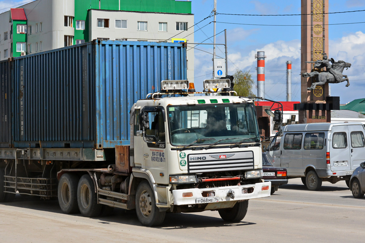 Саха (Якутия), № У 068 МЕ 14 — Hino SS