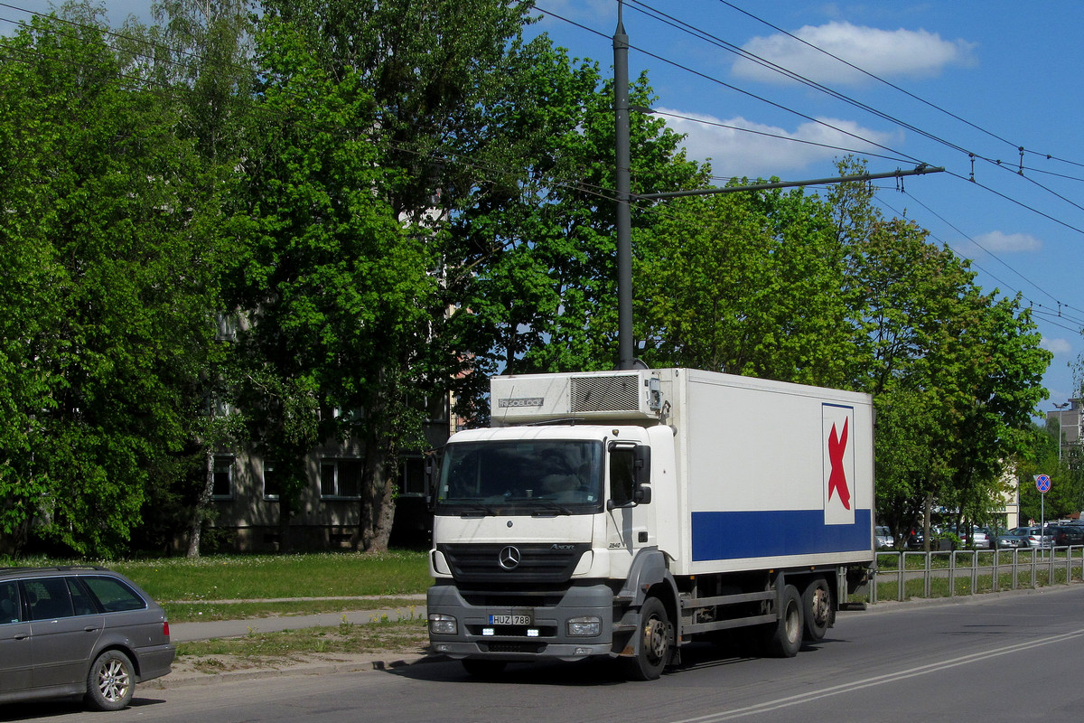 Литва, № HUZ 788 — Mercedes-Benz Axor (общ.м)