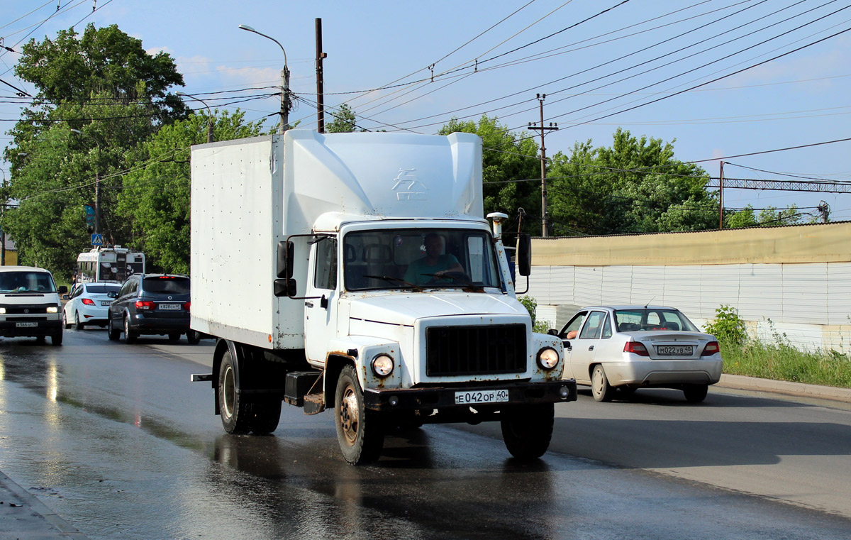 Калужская область, № Е 042 ОР 40 — ГАЗ-3309